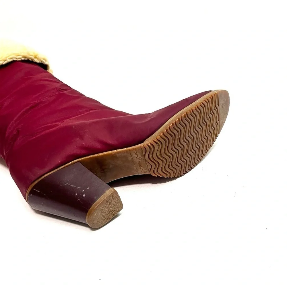 Vintage 1970s maroon nylon faux shearling fold over heeled winter snow boots